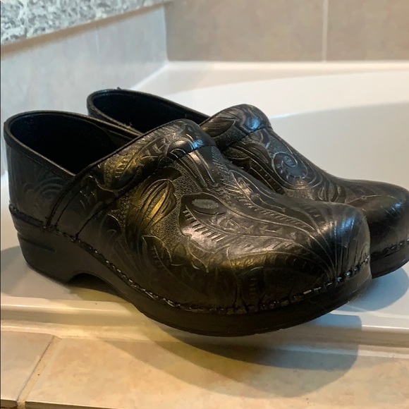Black Dansko - Picture 1 of 5